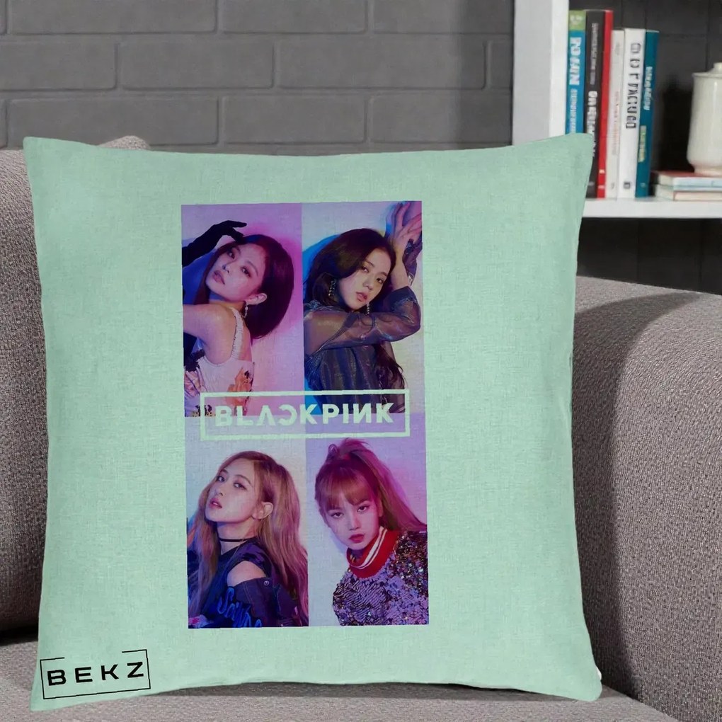 Perna Personalizata K-pop BLACKPINK Poster Colaj 4 Membre Violet Roz, 40x40 cm, Verde Menta, Husa Detasabila, Perna Inclusa, BEKZ®