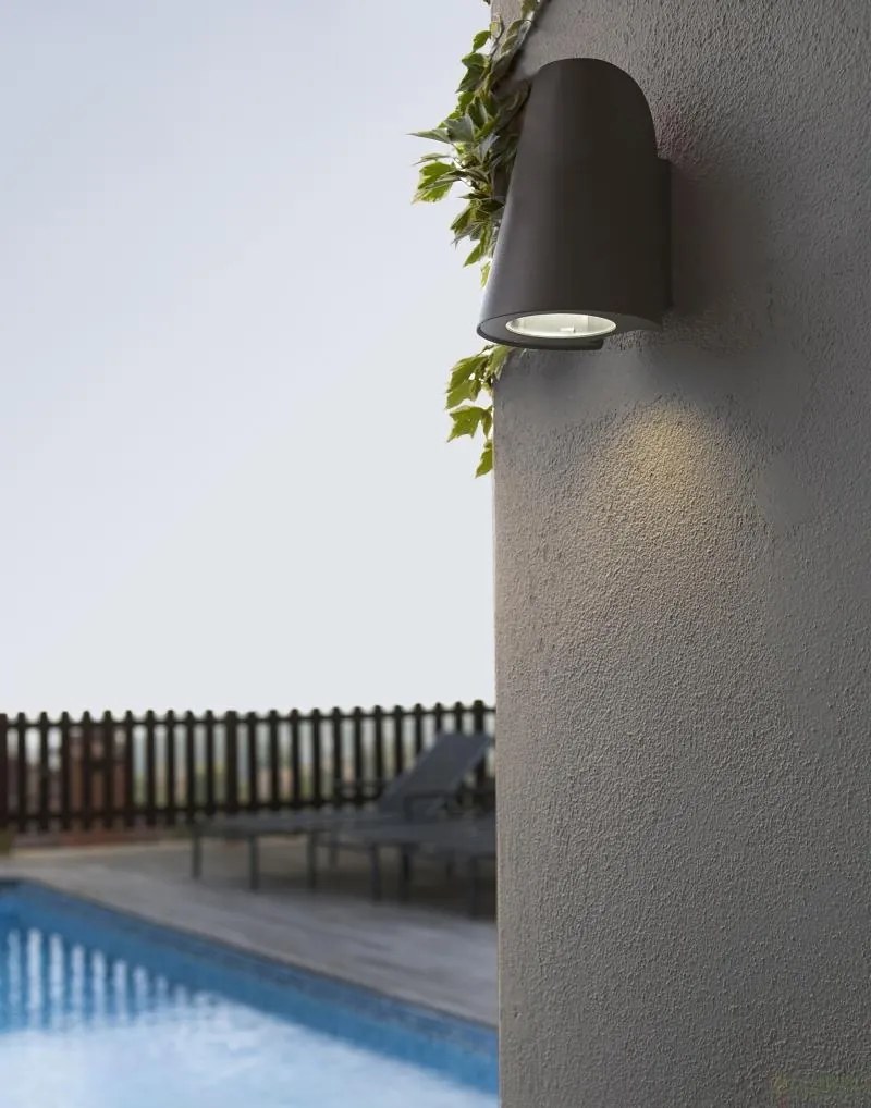 Aplica de perete de exterior cu protectie IP44, TINIA 71353