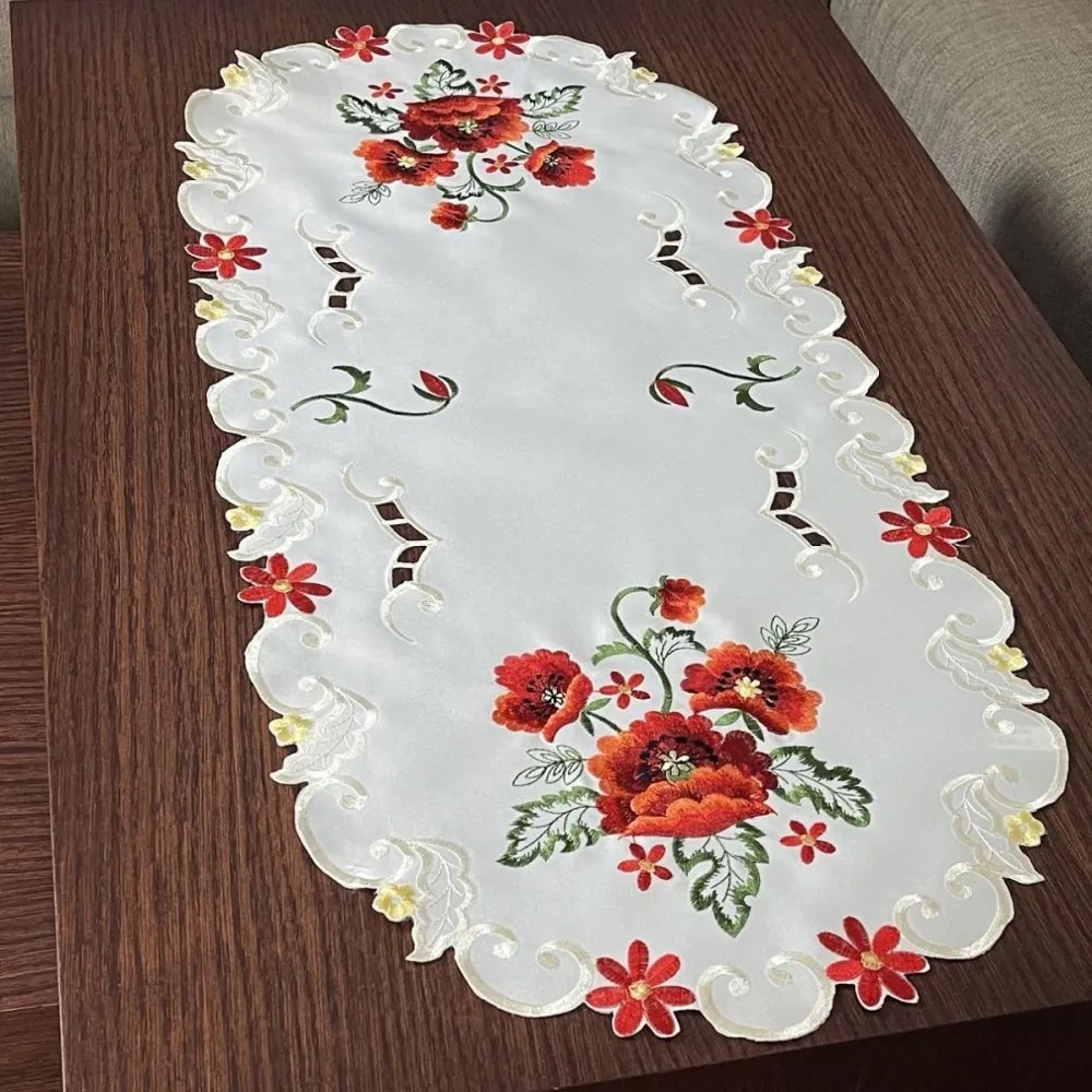 Traversa pentru masa centrală cu broderie frumoasă de maci în culoarea crem Lățime: 40 cm | Lungime: 160 cm