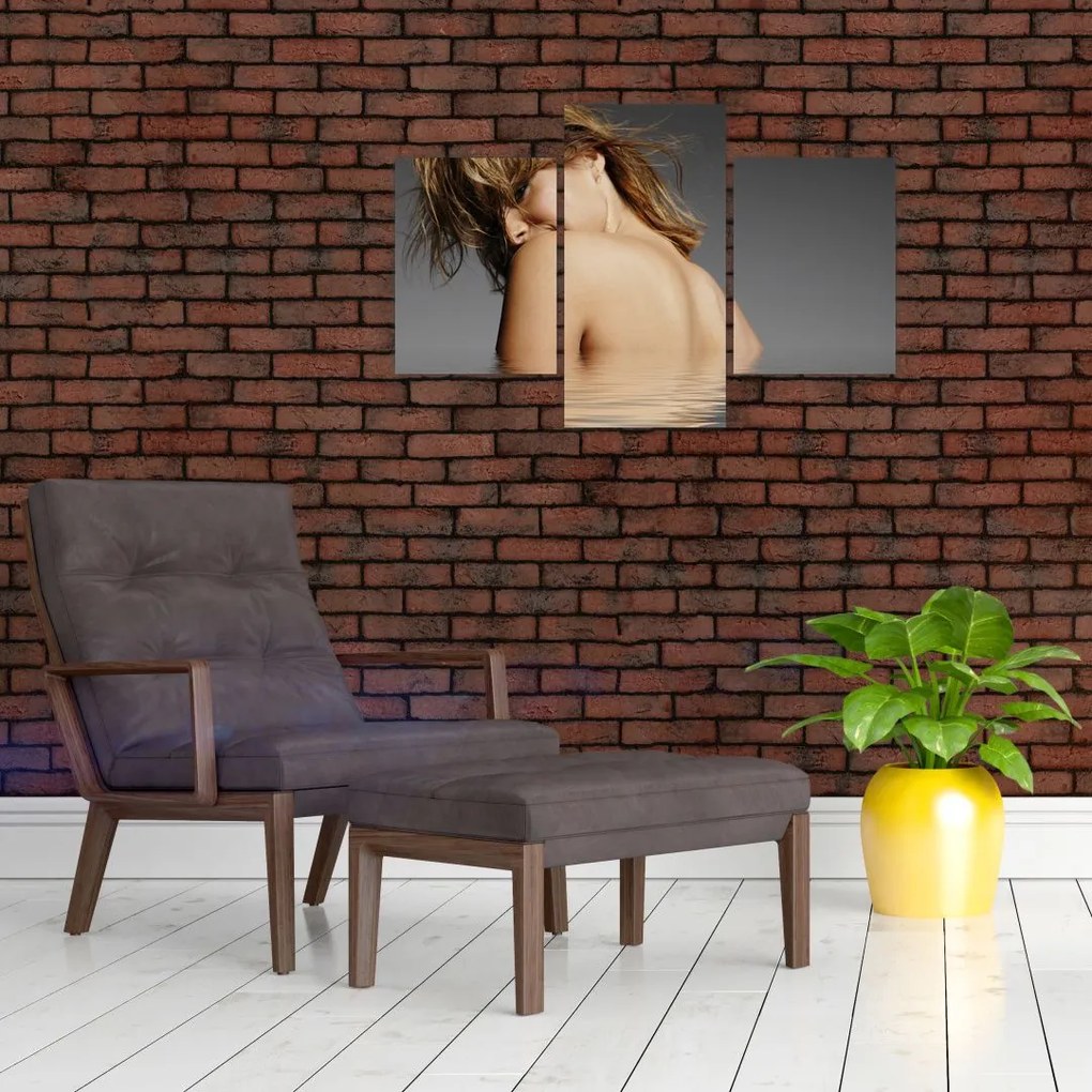 Tablou - Imaginea unei femei care face baie (90x60 cm)