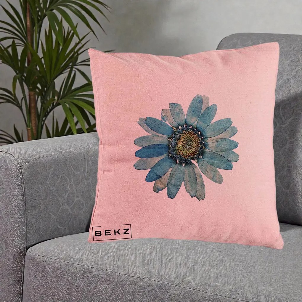 Perna Decorativa Floare Margareta Albastra Acuarela, 40x40 cm, Roz, Husa Detasabila, Perna Inclusa, BEKZ®
