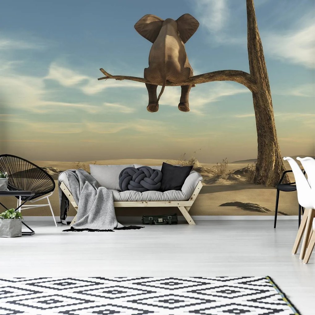 Fototapet - Elefant în copac (152,5x104 cm)