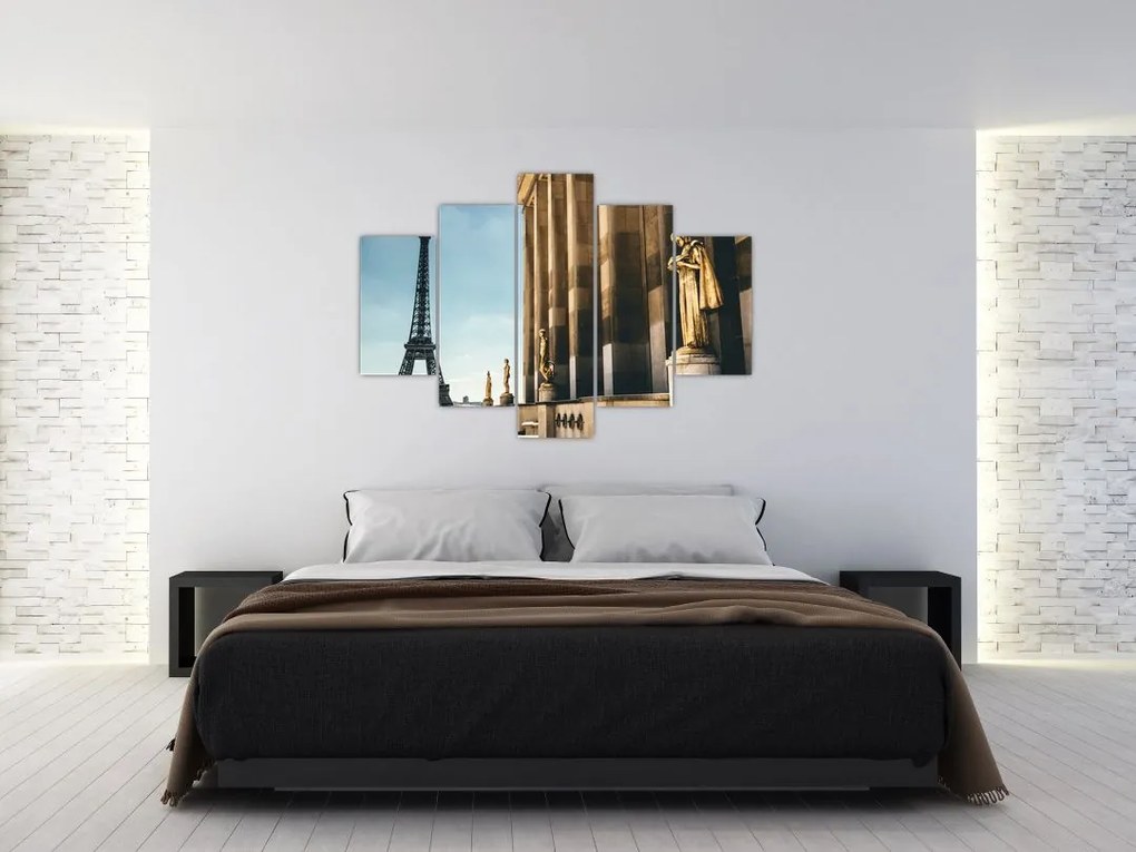 Tabou din piața Trocader, Paris (150x105 cm)