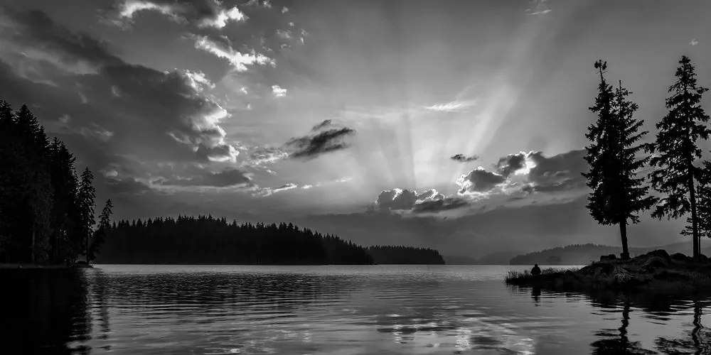 Tablou reflexie lac montan în alb-negru