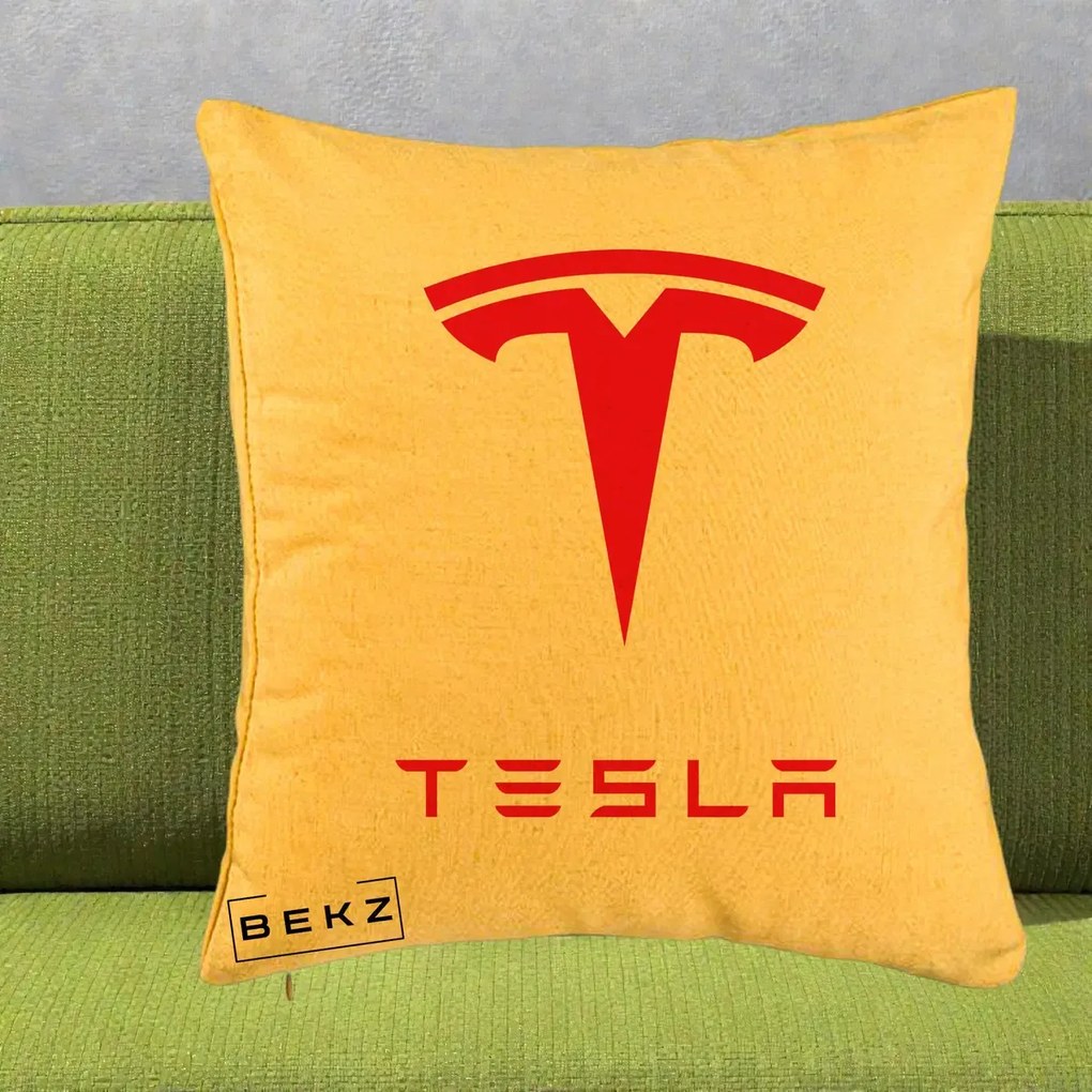 Perna Personalizata cu emblema Tesla, 40x40 cm, Galben, Husa Detasabila, Perna Inclusa, BEKZ®