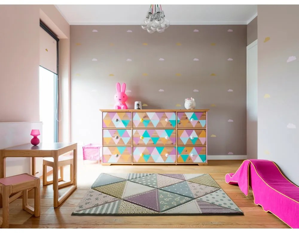 Covor pentru copii Universal Kinder Triangles, 120 x 170 cm