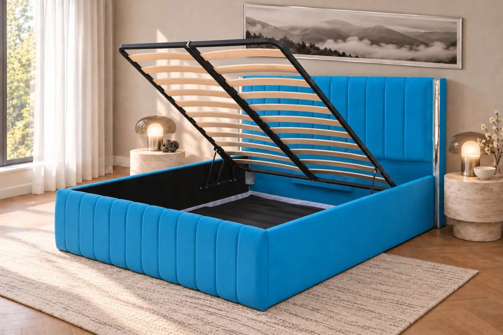 Pat tapițat din catifea Aurelia 200×200 cm, albastru deschis, detalii argintii, cu ladă de depozitare