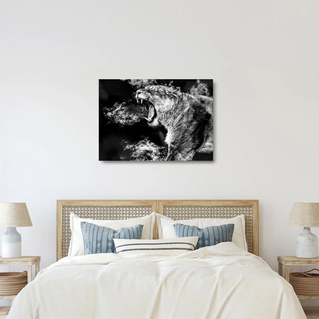 Tablou pe sticlă - Portretul unei leoaice (70x50 cm)