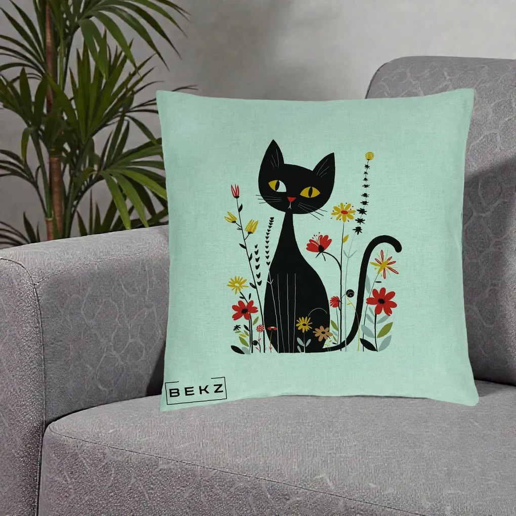 Perna Decorativa Pisica Neagra Ochi Galbeni Flori, 40x40 cm, Verde Menta, Husa Detasabila, Perna Inclusa, BEKZ®