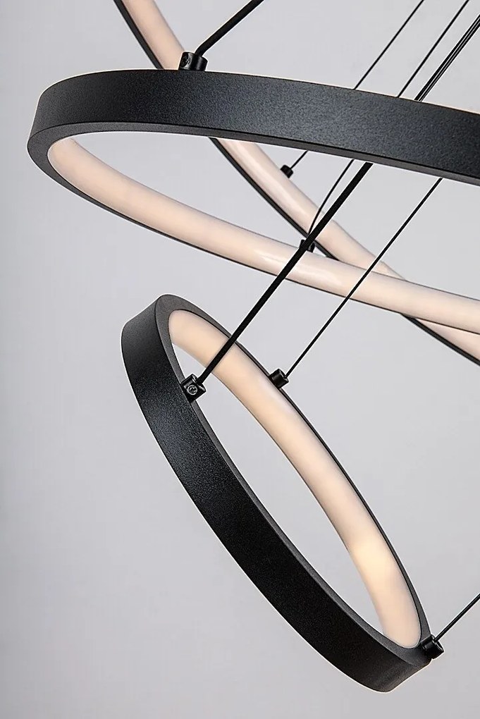 Lustra LED cu telecomanda cu 3 inele metal negru Beliza