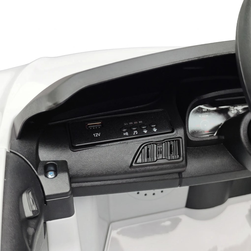 AIYAPLAY Mașină Electrică pentru Copii 12 V Audi R8 Spyder, 3+ Ani, 3-5 km/h, 2 Motoare și Telecomandă, Albă | Aosom Romania