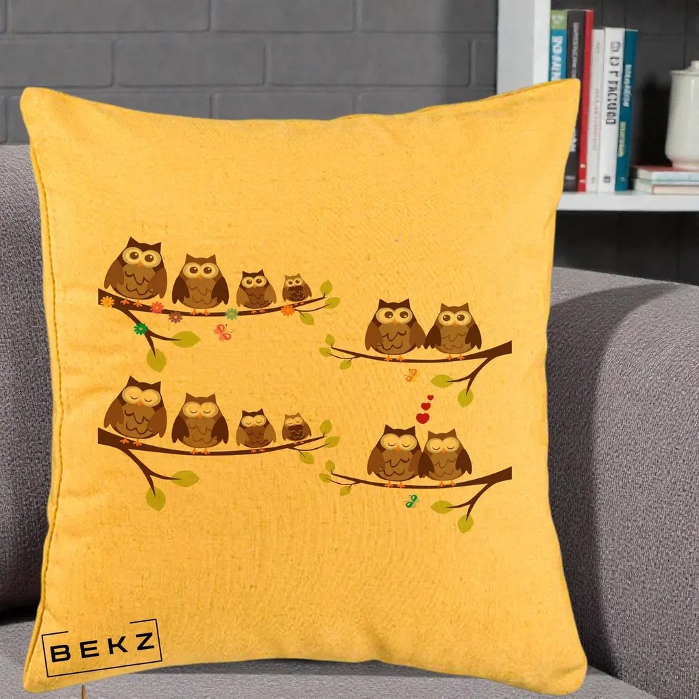 Perna Decorativa Familie de Bufnite pe Ramuri, 40x40 cm, Galben, Husa Detasabila, Perna Inclusa, BEKZ®