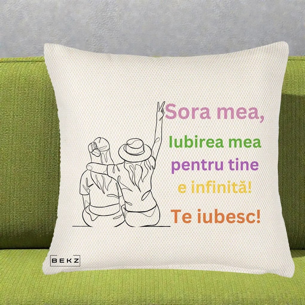 Cadou pentru Sora - Perna Personalizata Sora Mea Te Iubesc Doua Fete cu Palarie si Umbrela, 40x40 cm, Crem Reliefat, Husa Detasabila, Perna Inclusa, BEKZ®