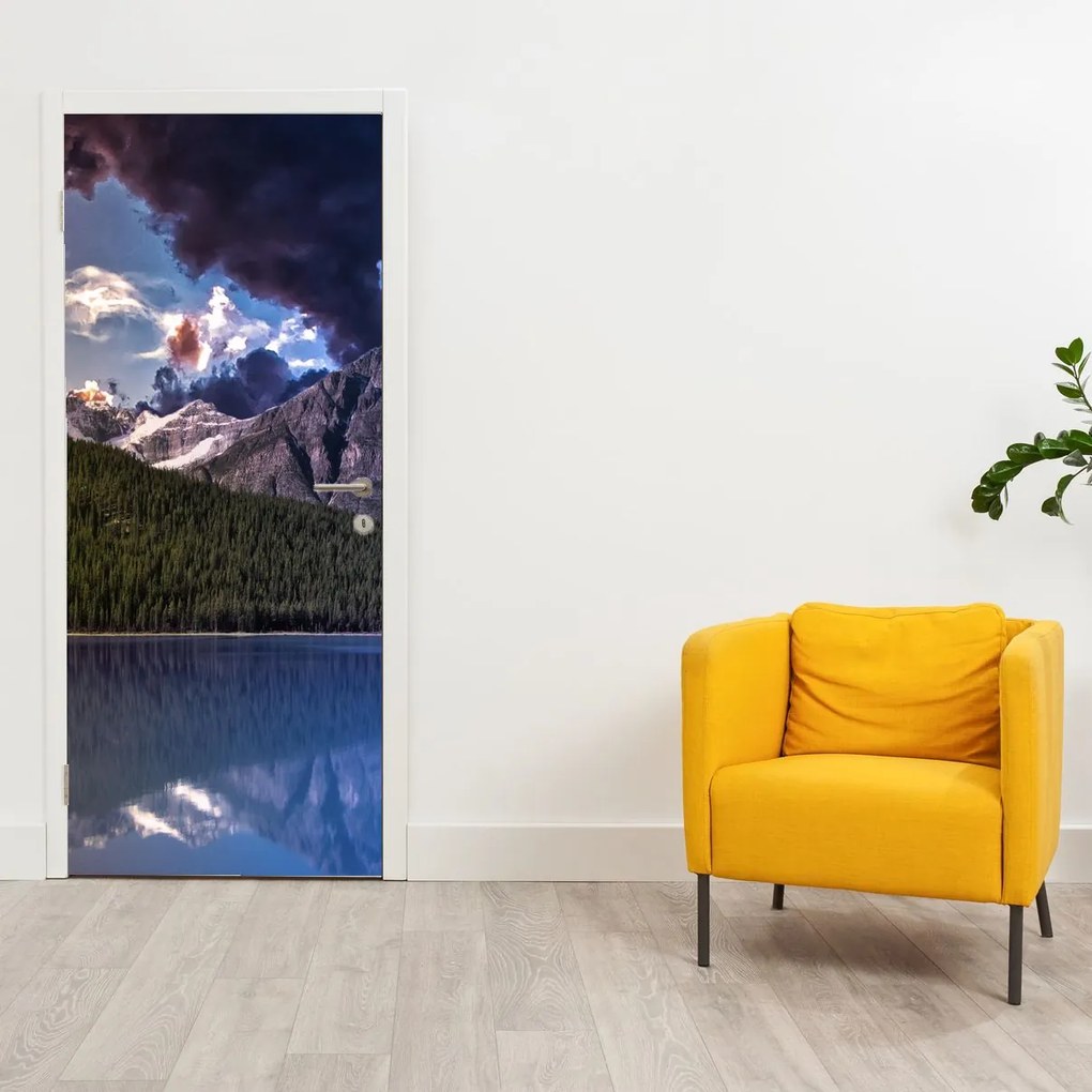 Fototapet pentru ușă - Lac și munți (95x205cm)