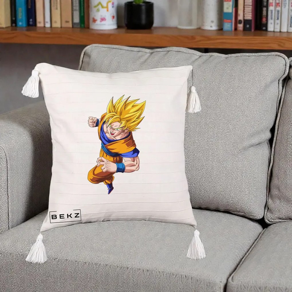Perna Personalizata Dragon Ball Goku Super Saiyan 2 Lupta, 40x40 cm, Bej cu Franjuri, Husa Detasabila, Perna Inclusa, BEKZ®