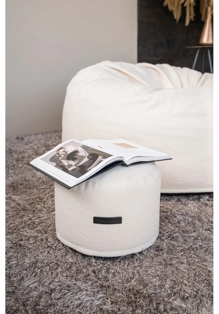 Fotoliu bean bag maro cu tapițerie din țesătură bouclé Mini – SLOWDOWN