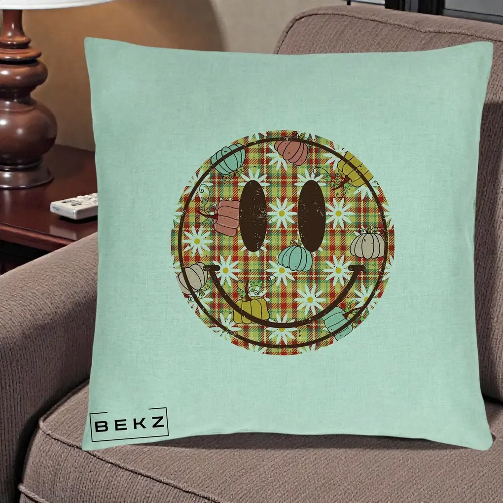Perna Decorativa Smiley Face de Toamna cu Tartan si Dovlecei, 40x40 cm, Verde Menta, Husa Detasabila, Perna Inclusa, BEKZ®