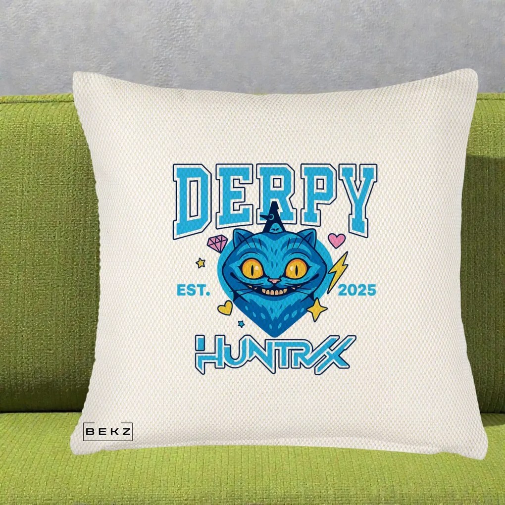 Perna Personalizata K-pop HUNTRX Derpy Pisica Albastra, 40x40 cm, Crem Reliefat, Husa Detasabila, Perna Inclusa, BEKZ®