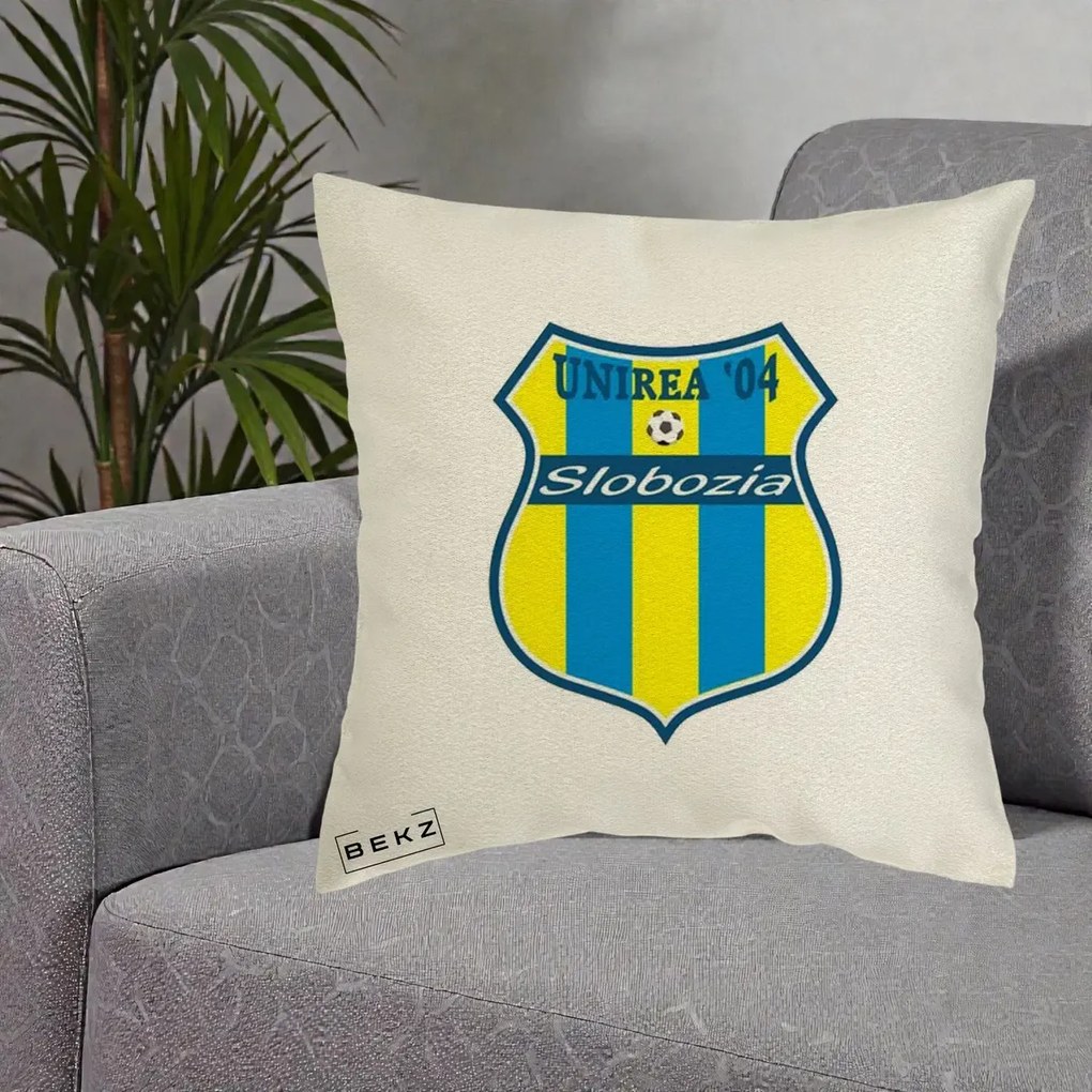 Perna Personalizata Unirea '04 Slobozia Fotbal, 40x40 cm, Ecru, Husa Detasabila, Perna Inclusa, BEKZ®