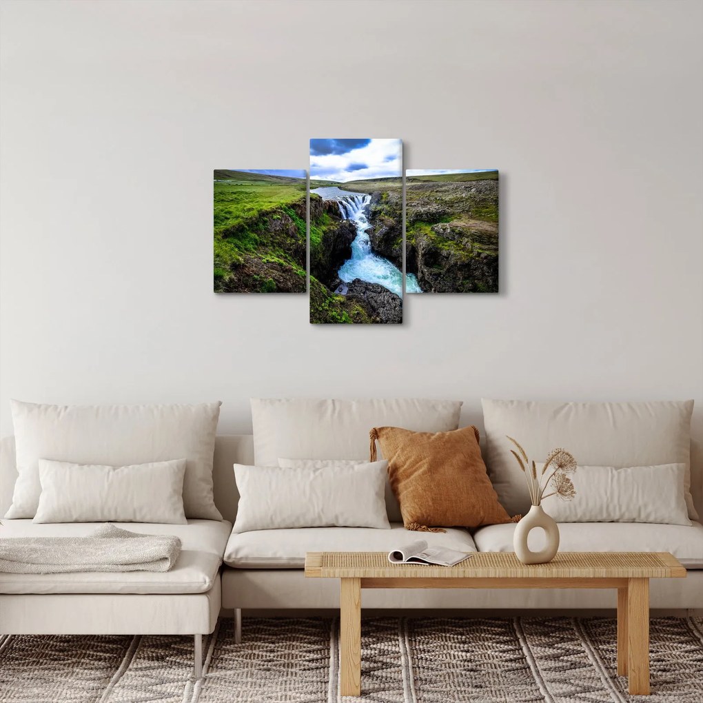 Tablou - Cascada intre stânci (90x60 cm)