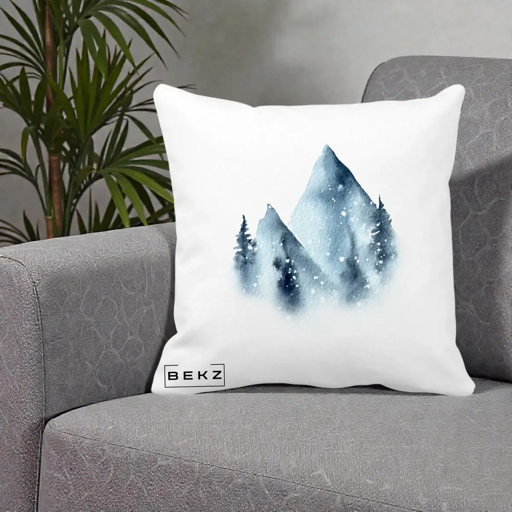 Perna Decorativa Munti Inzapeziti Acuarela Indigo, 40x40 cm, Alba Mata, Husa Detasabila, Perna Inclusa, BEKZ®