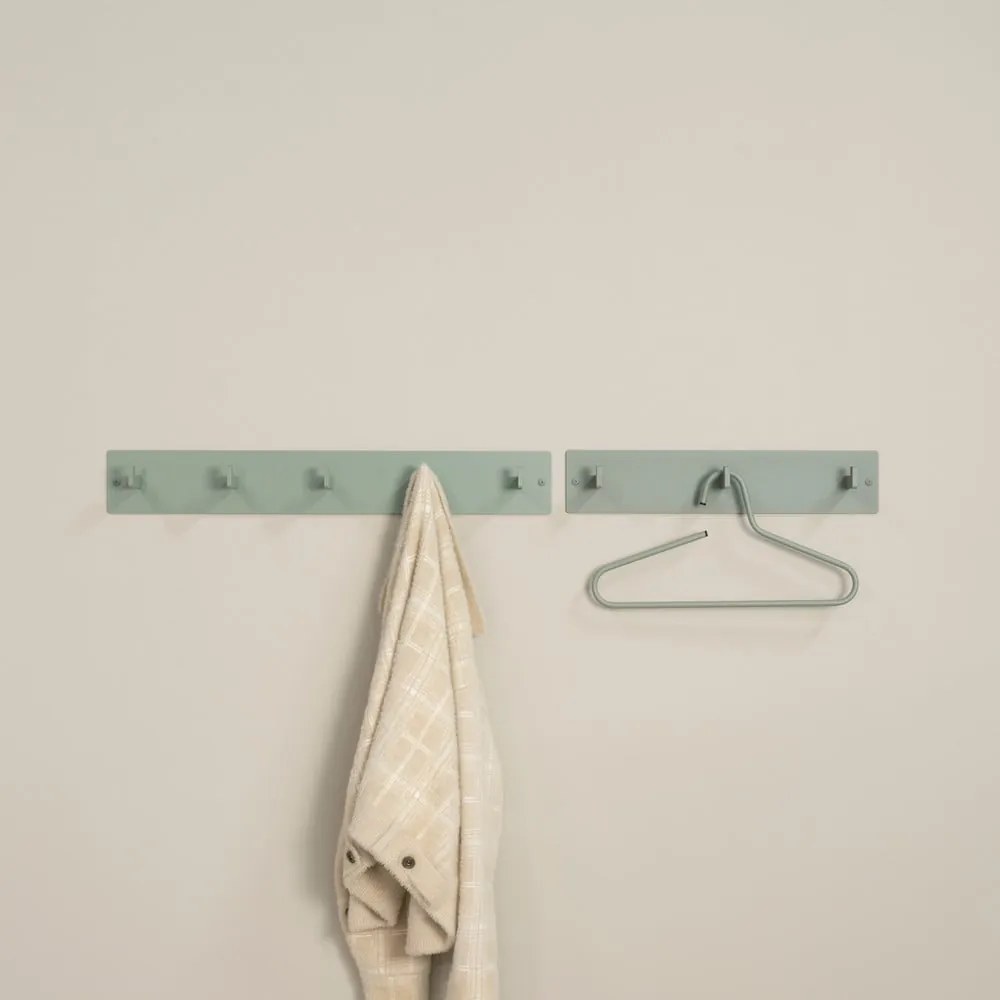 Cuier de perete verde prăfuit din metal 70 cm Leatherman – Spinder Design