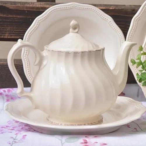 Ceainic Finland din ceramica crem 17 cm
