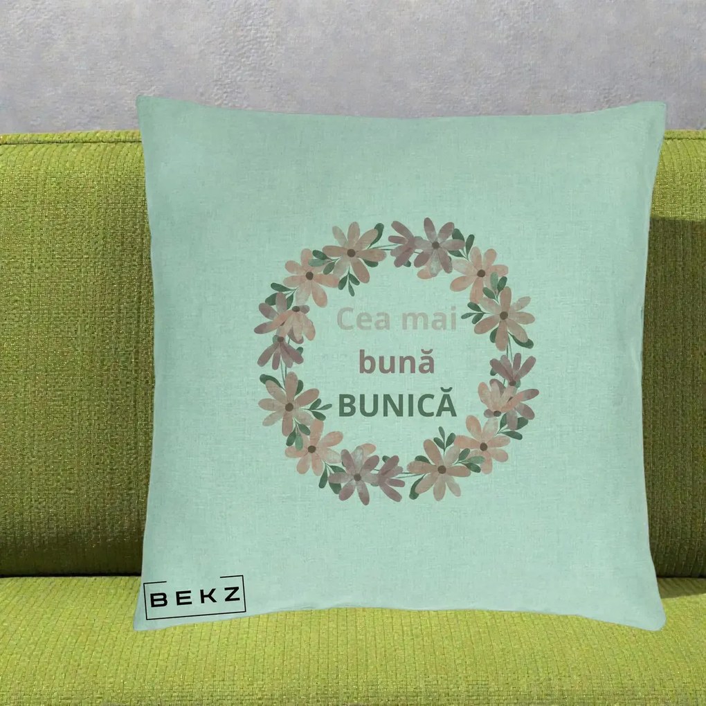 Cadou pentru Bunica - Perna Personalizata Cea Mai Buna Bunica Coronita Flori Roz, 40x40 cm, Verde Menta, Husa Detasabila, Perna Inclusa, BEKZ®