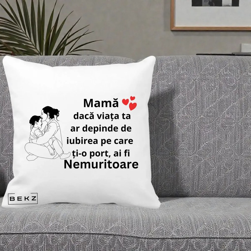 Cadou pentru Mama - Perna Personalizata Mama Nemuritoare Kawaii, 40x40 cm, Alba Mata, Husa Detasabila, Perna Inclusa, BEKZ®