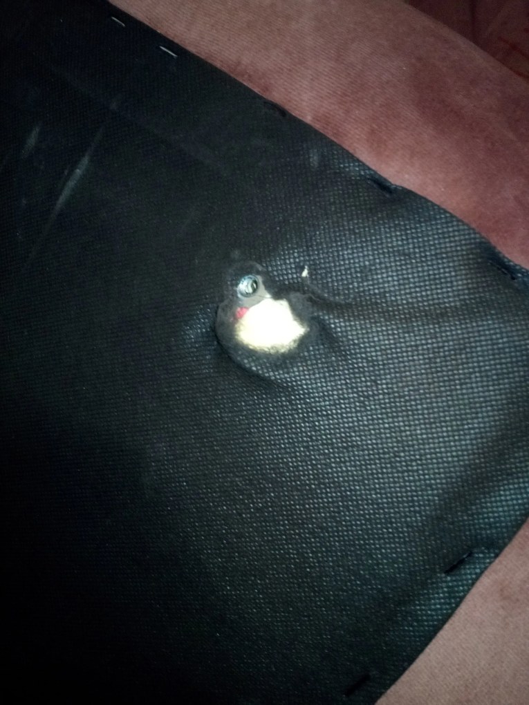 OFERTA Scaun de catifea roz KARA cu picioare negre II. calitate