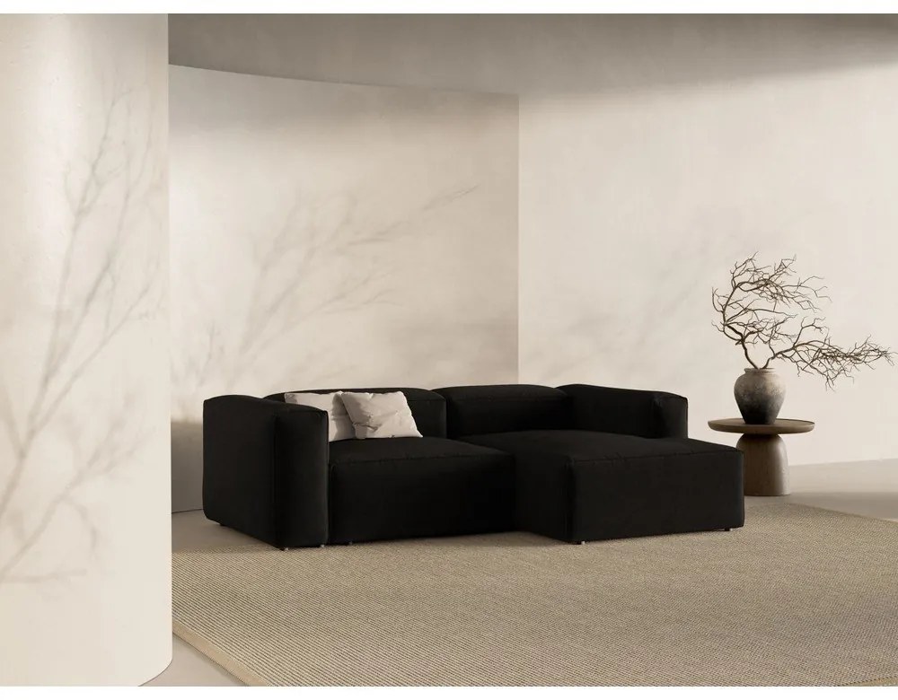 Colțar negru (cu colț pe partea dreaptă/cu șezlong) Bergamo – Cosmopolitan Design