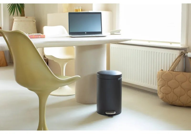 Cos de gunoi cu pedala Brabantia NewIcon 649741, 12 L, Inchidere lina, Baza antiderapanta, Finisaj mineral, Gri inchis