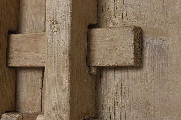Bufet din lemn masiv reciclat, sculptat manual, Ervino
