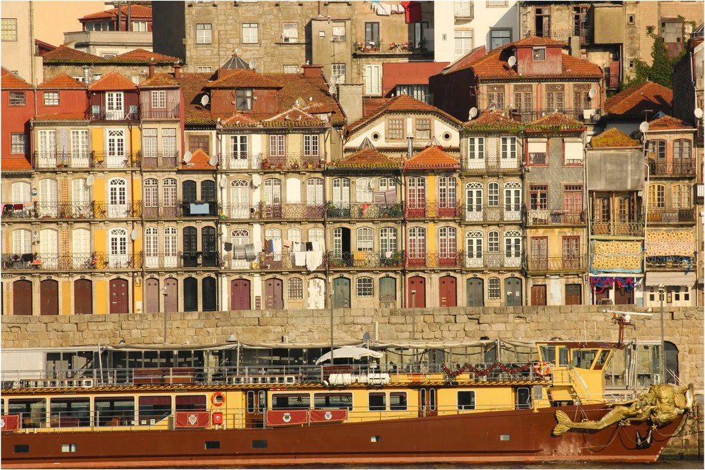 Tablou - Cartierul Waterfront, Portugalia (90x60 cm)