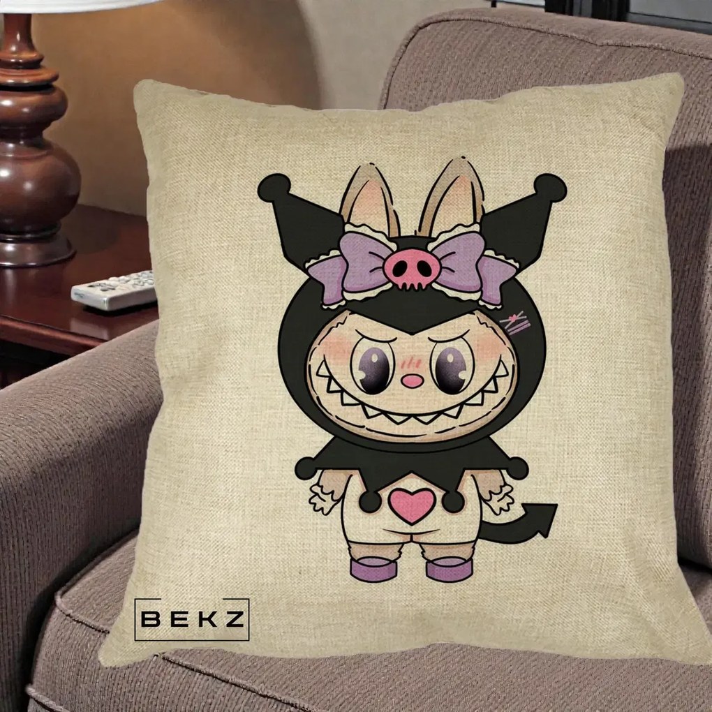 Perna Personalizata Labubu x Kuromi, 40x40 cm, Crem, Husa Detasabila, Perna Inclusa, BEKZ®