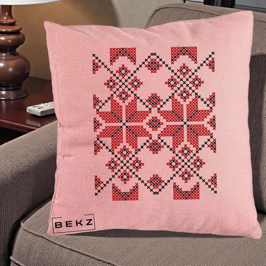 Perna Personalizata Motiv Traditional Cusatura Rosu-Negru, 40x40 cm, Roz, Husa Detasabila, Perna Inclusa, BEKZ®