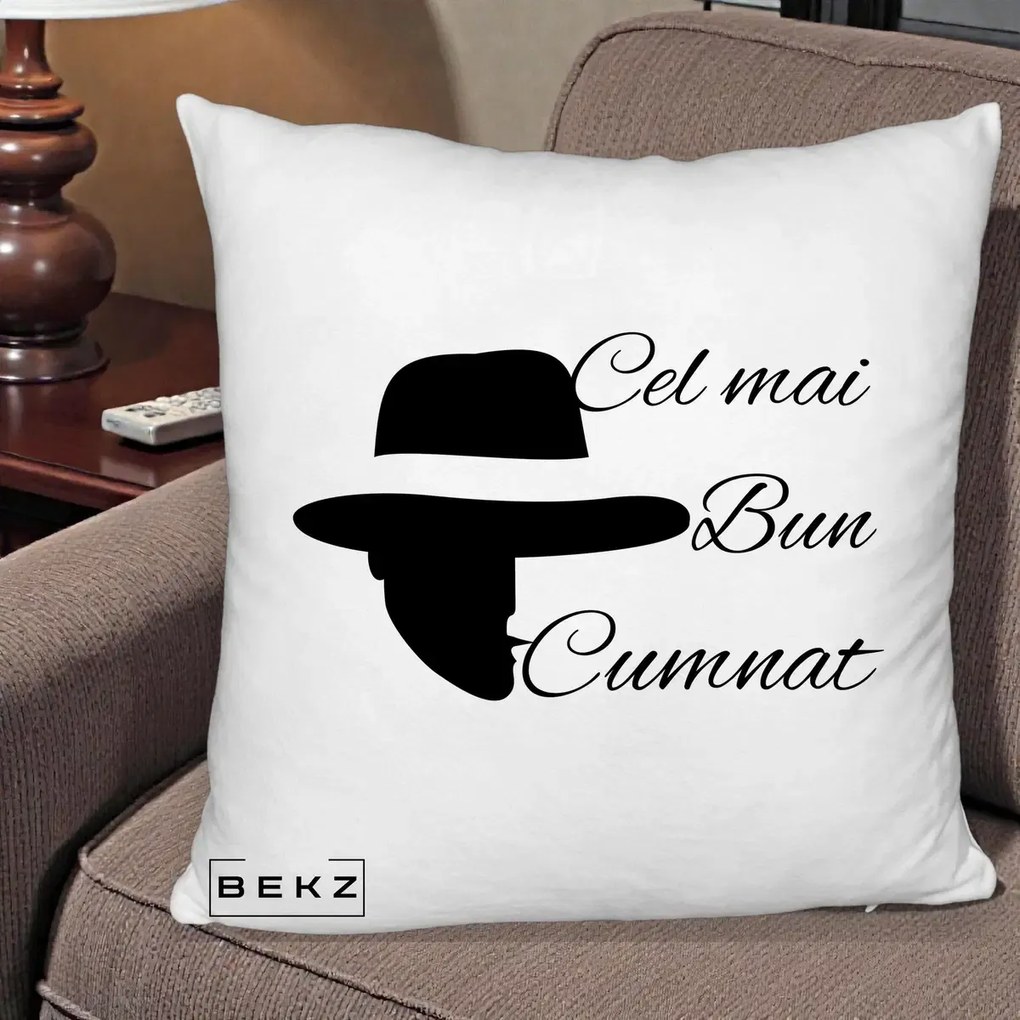 Cadou pentru Cumnat - Perna Personalizata Cel mai Bun Cumnat cu Silueta Palarie, 40x40 cm, Alb Pufos, Husa Detasabila, Perna Inclusa, BEKZ®
