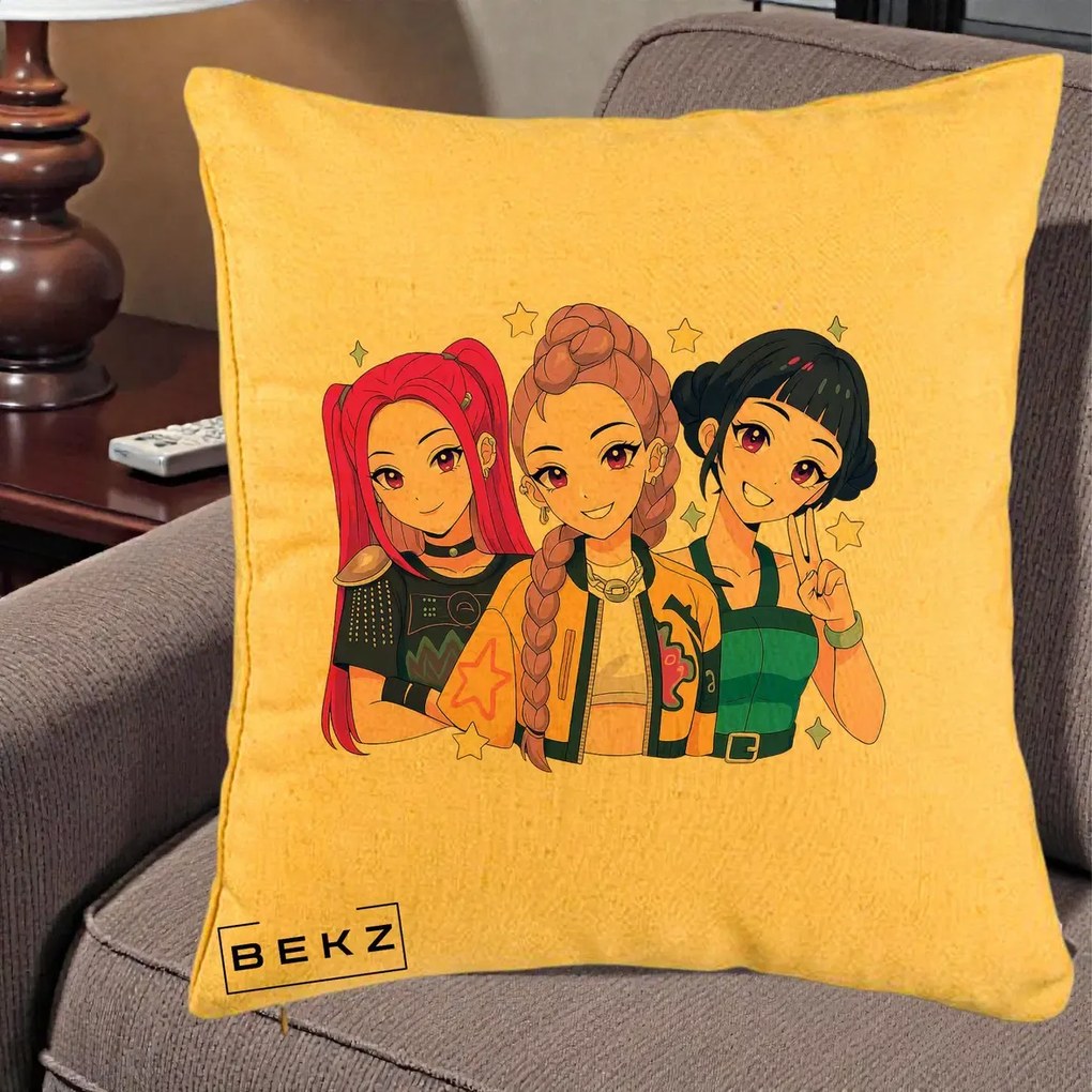 Perna Personalizata K-pop HUNTRX Trio Anime Stele, 40x40 cm, Galben, Husa Detasabila, Perna Inclusa, BEKZ®