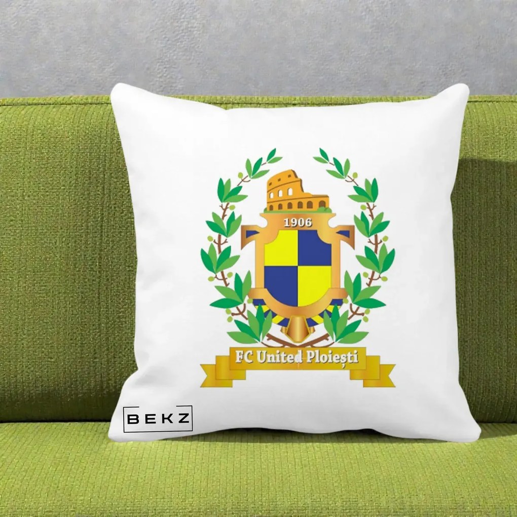 Perna Personalizata FC United Ploiesti 1906 Fotbal, 40x40 cm, Alba Mata, Husa Detasabila, Perna Inclusa, BEKZ®
