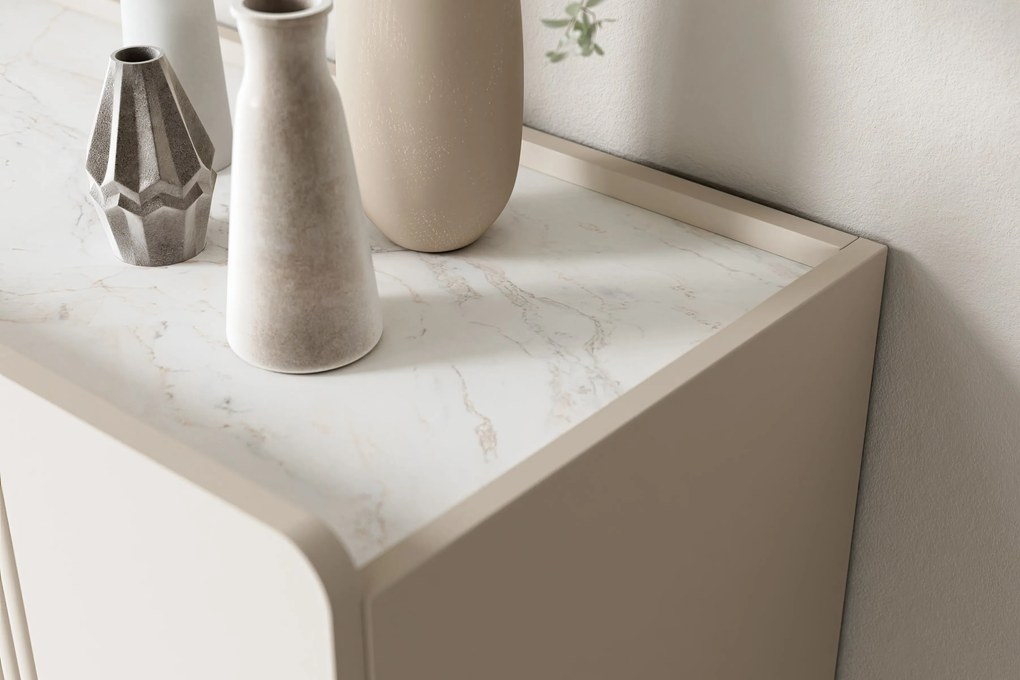 Comodă suspendată cu patru uși Malmi 200 cm - cashmir / crema bianca / auriu