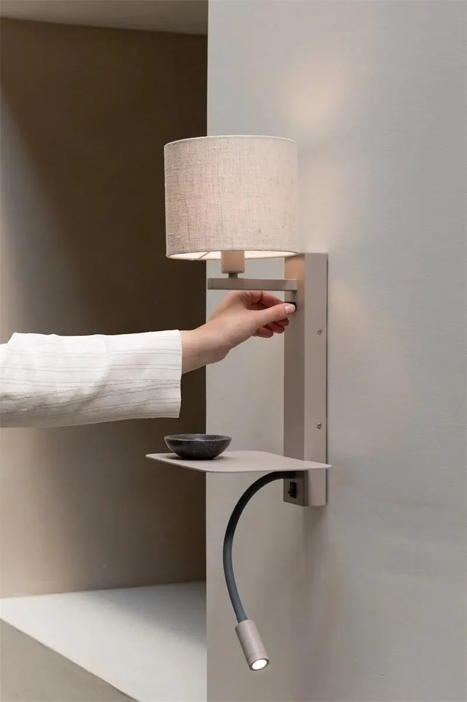 Aplica cu raft si reader LED, port USB si abajur textil in deschis Florence