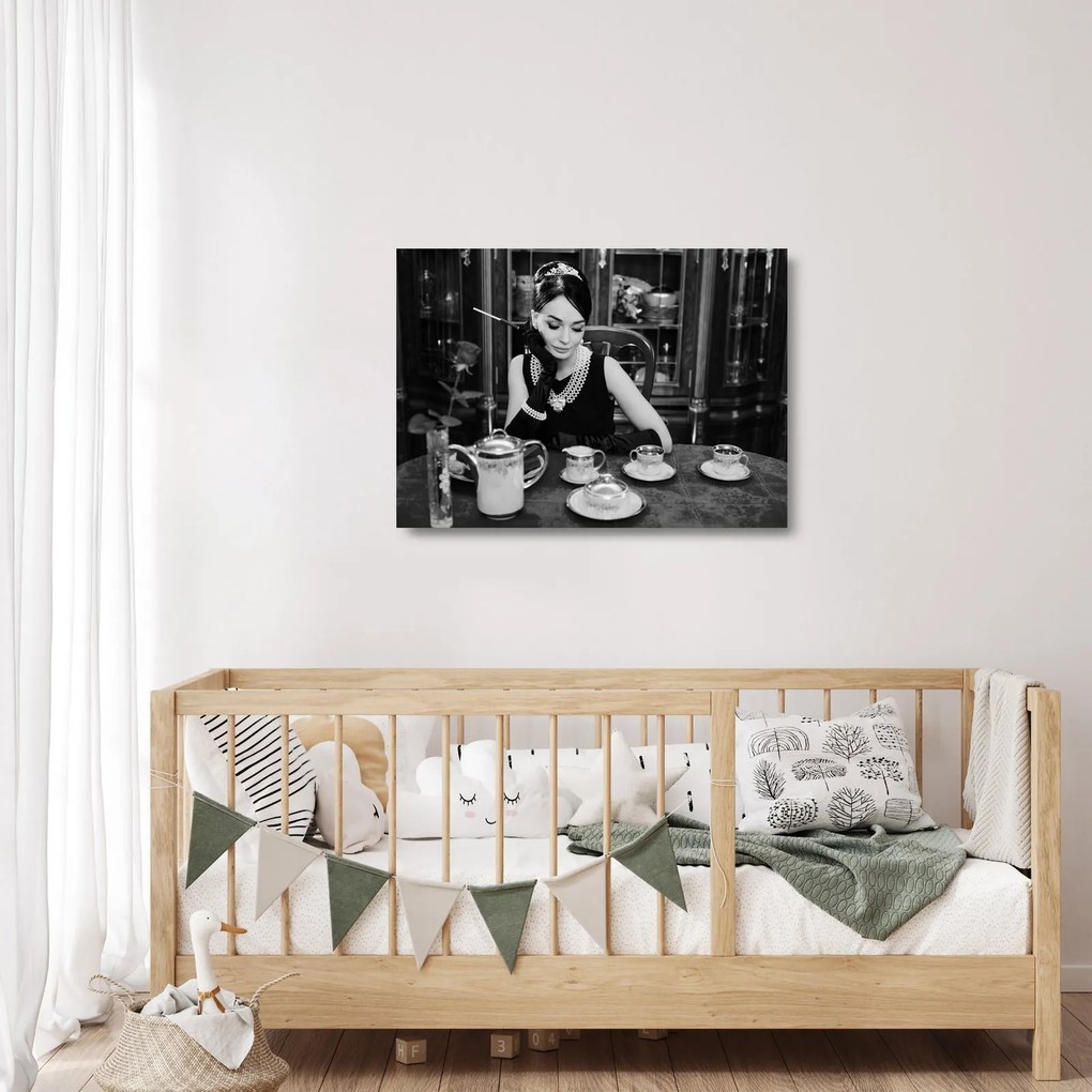 Tablou pe sticlă cu femeie (70x50 cm)
