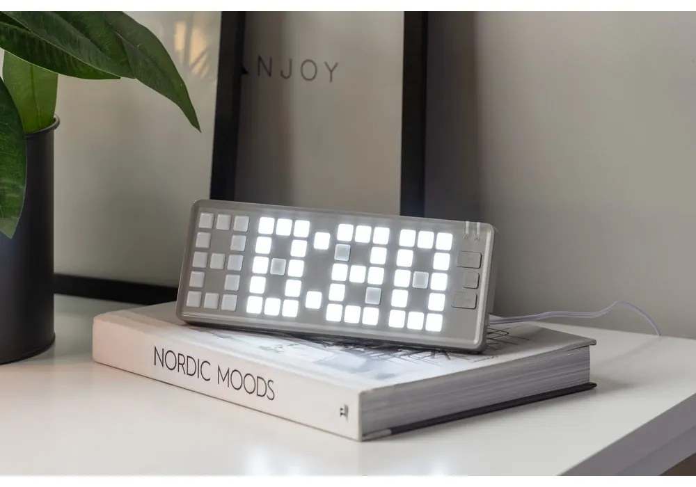 Ceas deșteptător digital Keyboard – Karlsson