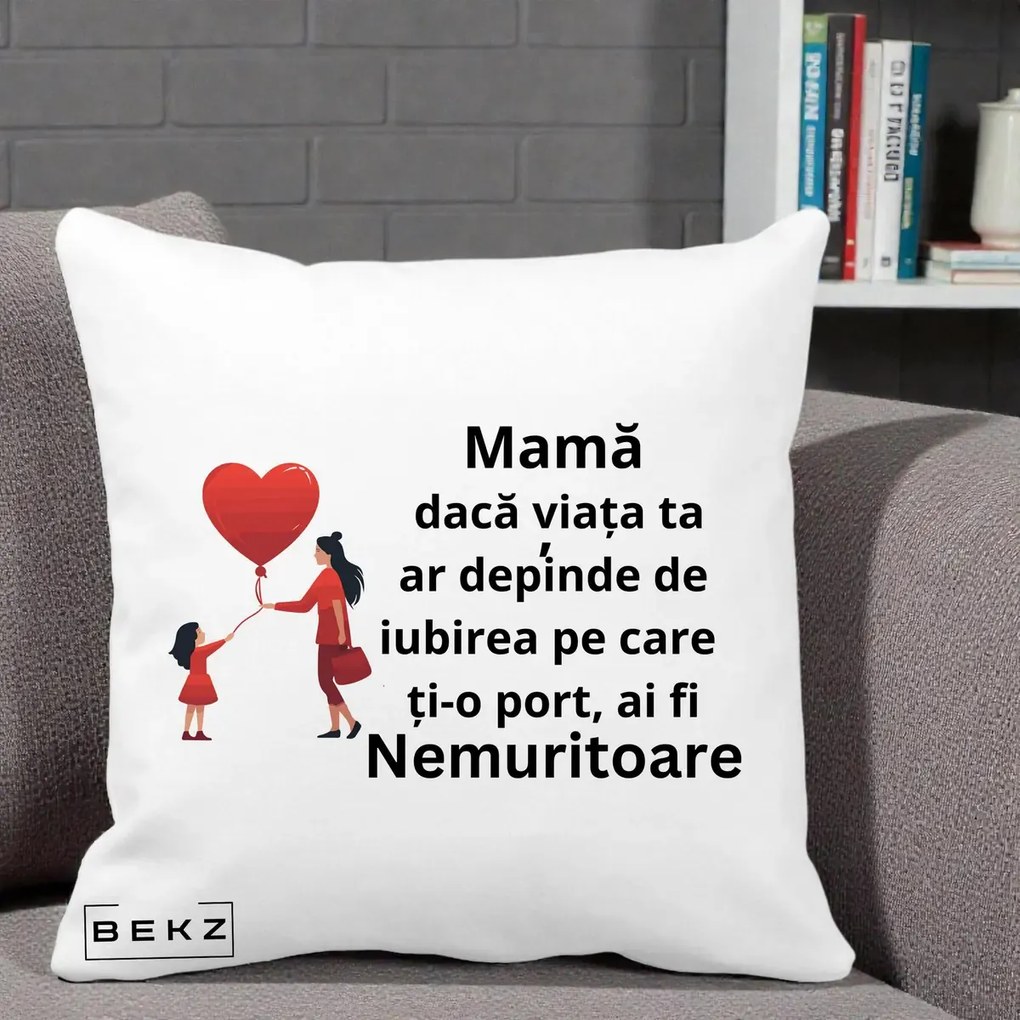 Cadou pentru Mama - Perna Personalizata Mama Nemuritoare cu Bebelus Kawaii, 40x40 cm, Alba Mata, Husa Detasabila, Perna Inclusa, BEKZ®