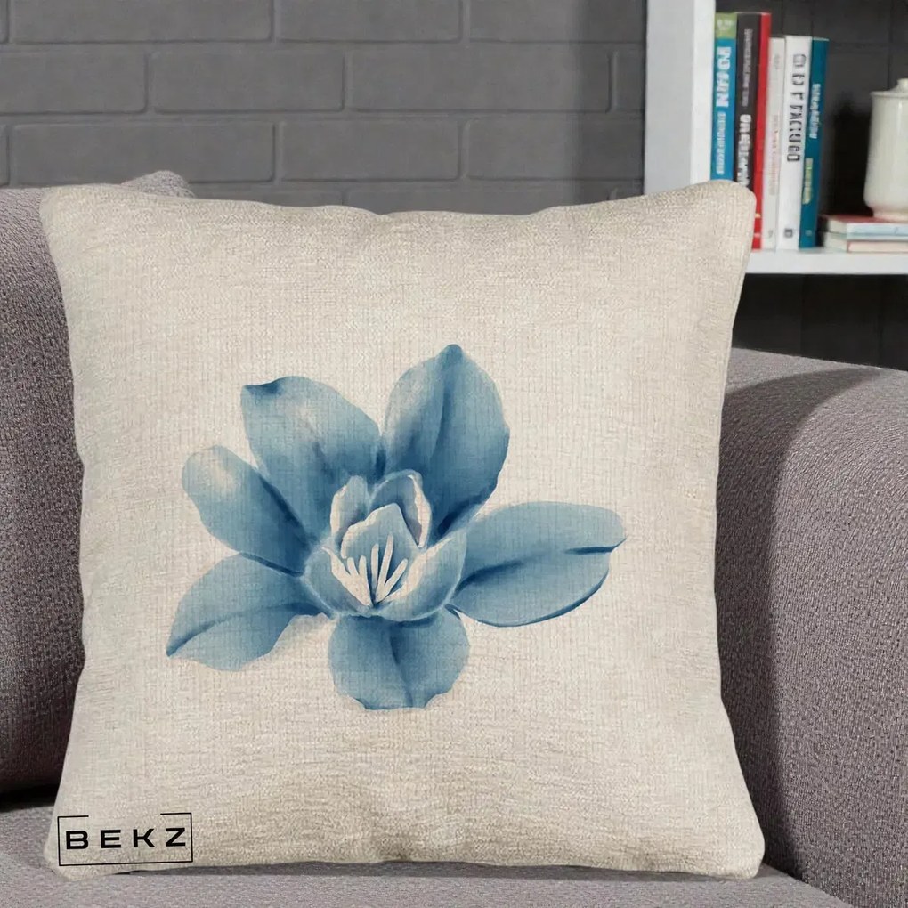 Perna Decorativa Magnolie Albastra Acuarela, 40x40 cm, Bej Canapea, Husa Detasabila, Perna Inclusa, BEKZ®