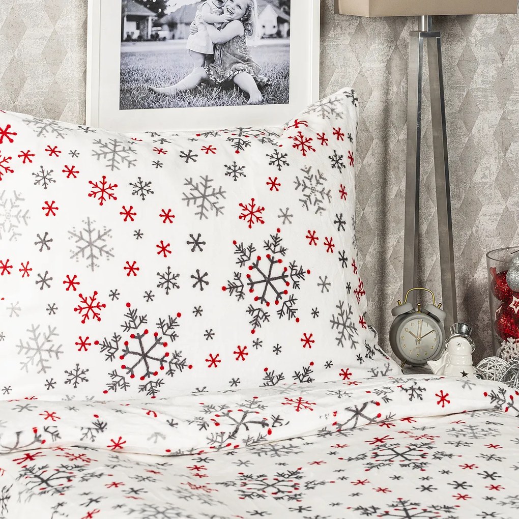 Lenjerie micro-flanelă 4Home Snowflakes, 160 x 200 cm, 70 x 80 cm