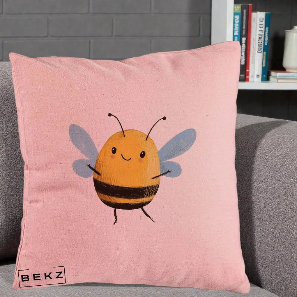 Perna Decorativa Buburuza pe Trifoi cu Patru Foi, 40x40 cm, Roz, Husa Detasabila, Perna Inclusa, BEKZ®