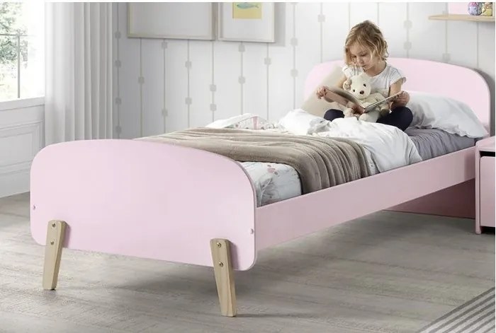 Această combinație KIDDY în roz constă dintr-un pat (90x200), noptieră și cutie de jucării.