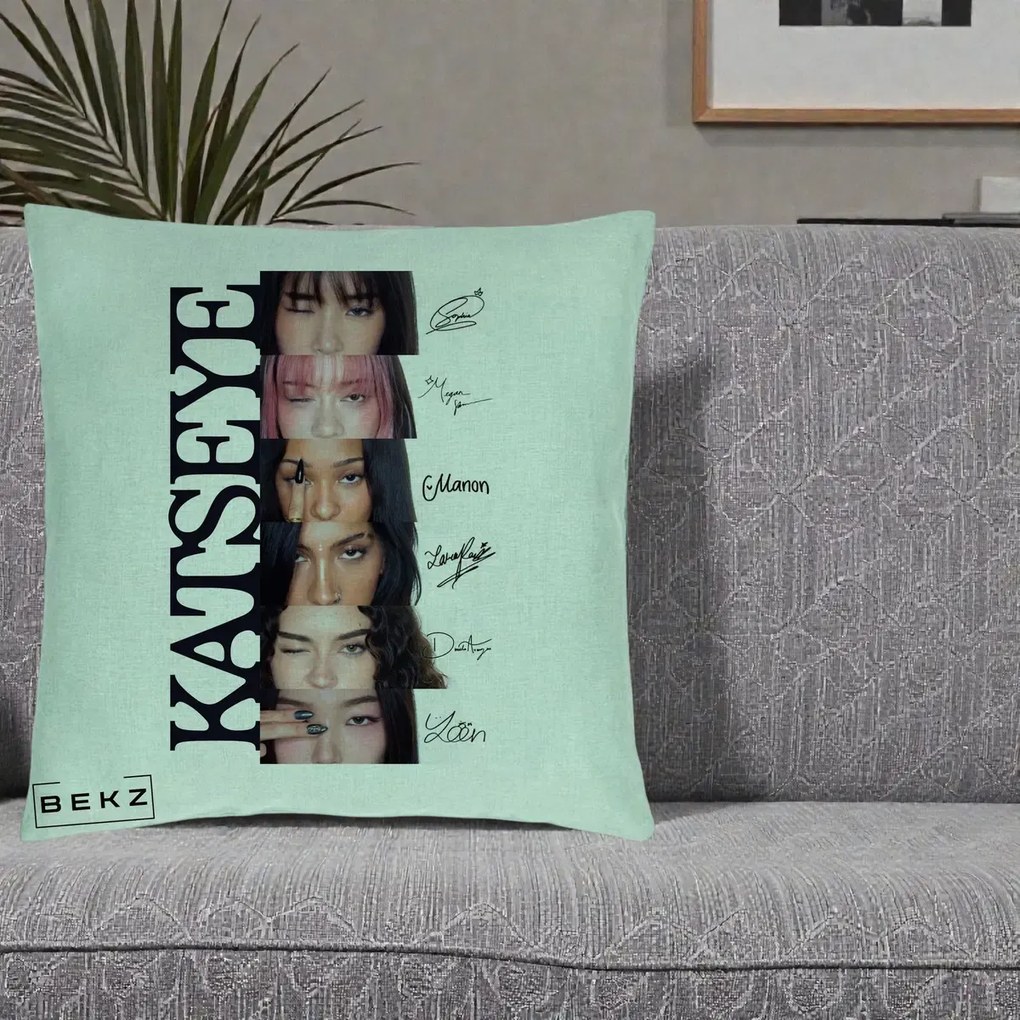 Perna Personalizata K-pop KATSEYE Semnaturi Membre Foto, 40x40 cm, Verde Menta, Husa Detasabila, Perna Inclusa, BEKZ®