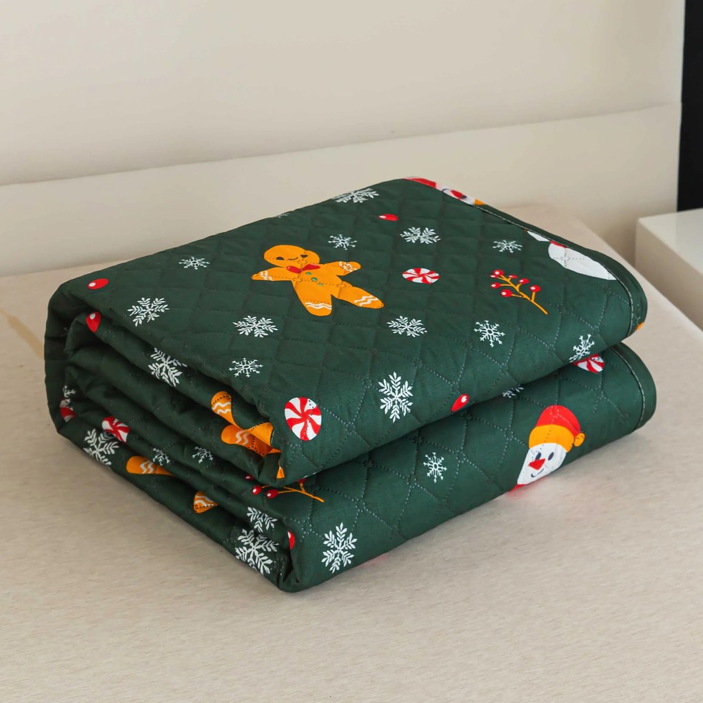 Cuvertura de pat SNOWMAN AND GINGERBREAD, verde Dimensiune: 220 x 240 cm